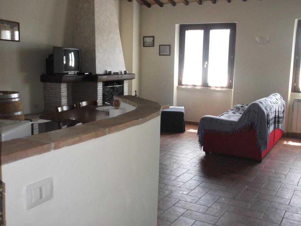 만시아노 Il Laghetto Agriturismo 빌라 객실 사진